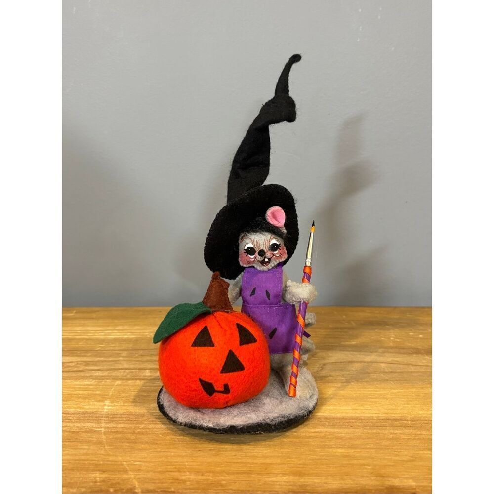 Annalee 5” Pumpkin Painter Witch Mouse Halloween 2016